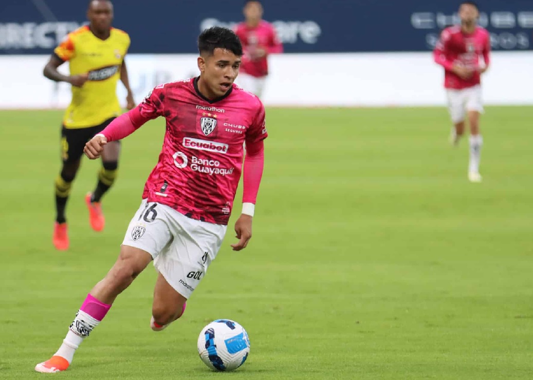 El futbolista ecuatoriano Kendry Páez, de Independiente del Valle, ha sido considerado como el mejor jugador Sub-18 del mundo.