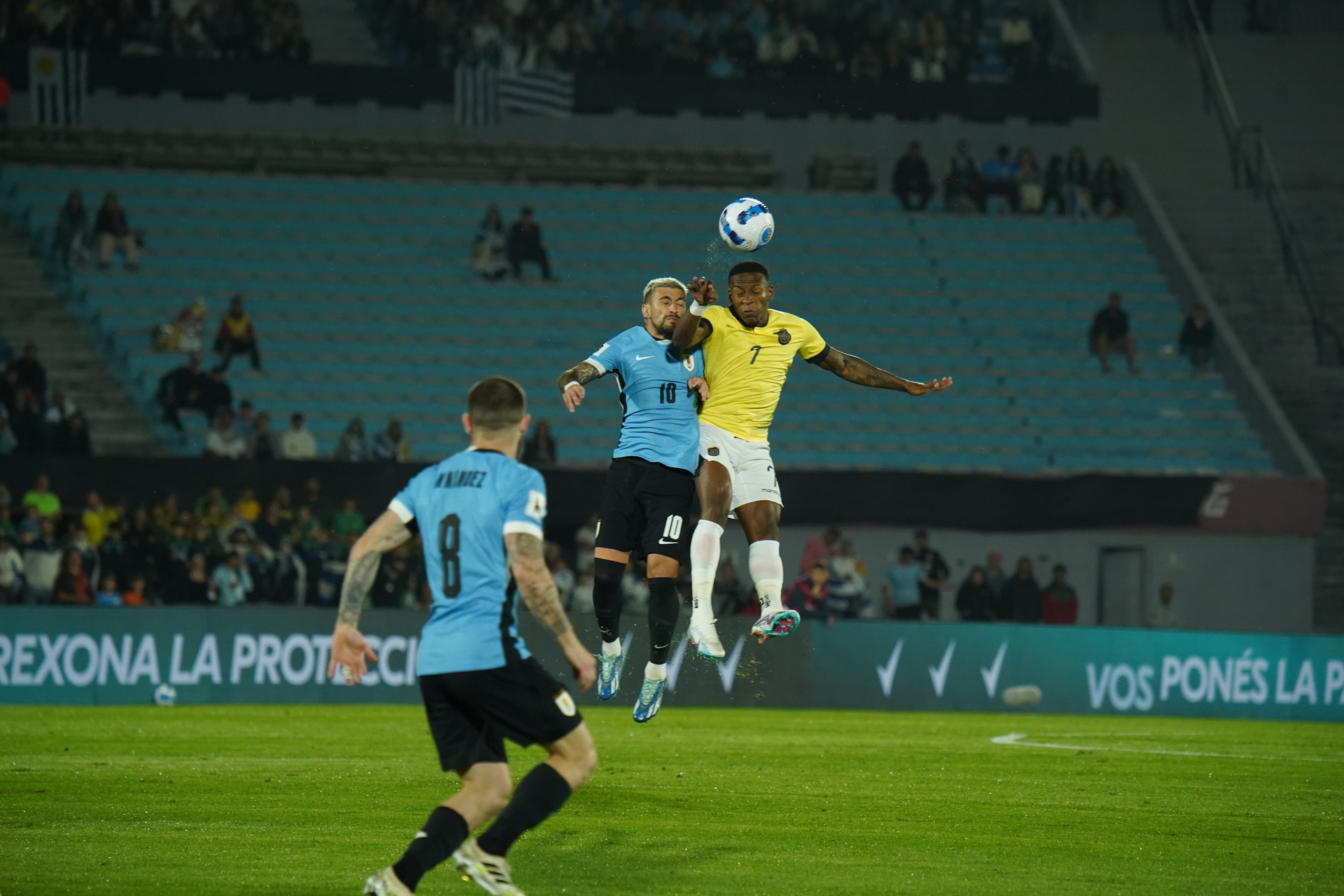 Ecuador empató contra Uruguay en un partido de puro intento y con nada concreto