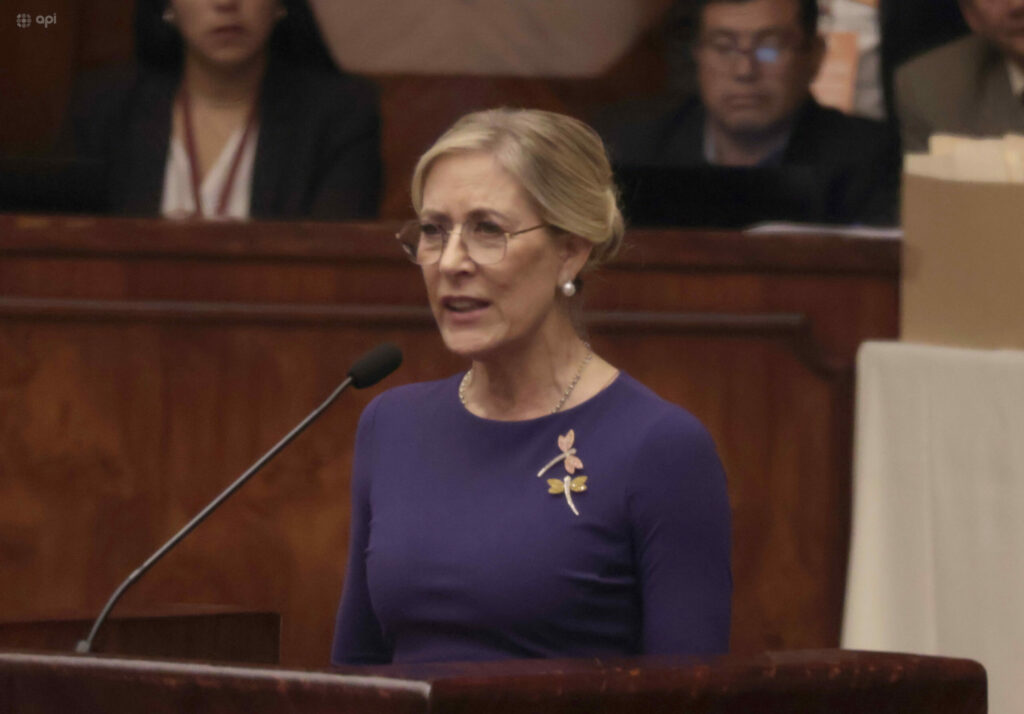 Annabella Azín Los invito a unir nuestras fuerzas para construir una democracia más sólida