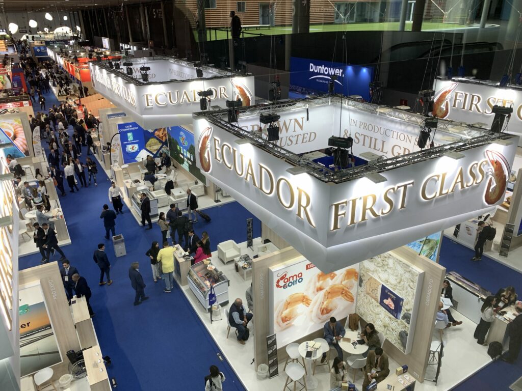 Veintiséis empresas representaron al camarón ecuatoriano en importante feria global.