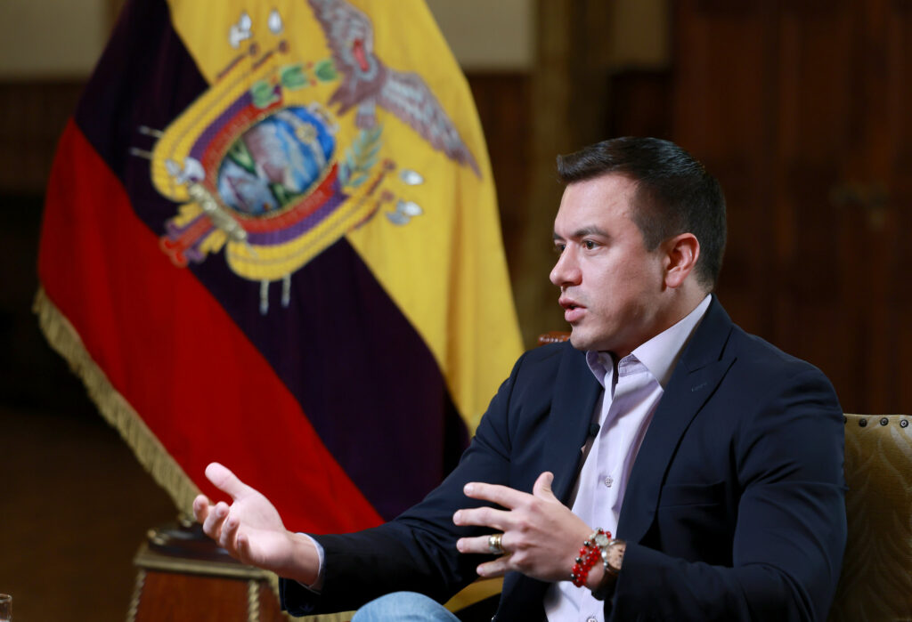 Daniel Noboa veta parcialmente reformas a la Ley Orgánica de Telecomunicaciones en Ecuador
