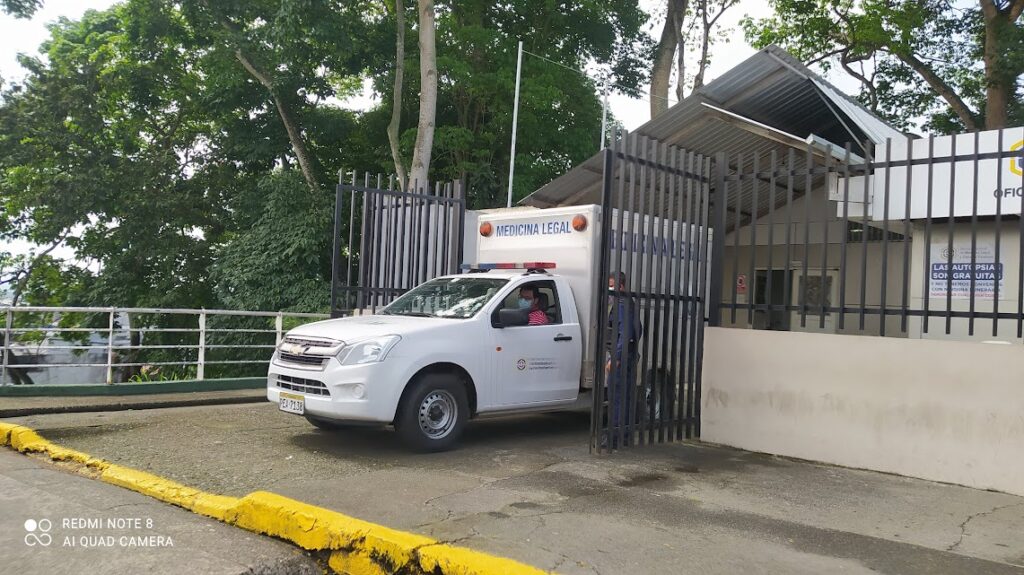 Dos hombres fueron asesinados a uno le dejaron un cartel que decía “prohibido robar”