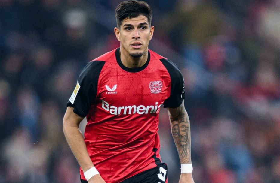 El defensa Piero Hincapié, de 23 años, es considerado por el Atlético de Madrid como una opción clave para reforzar su zaga