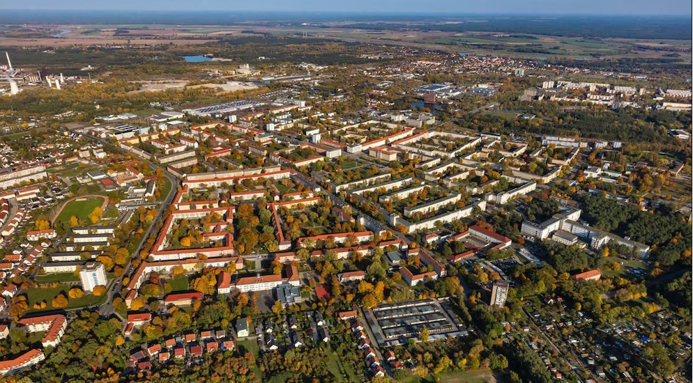 El programa “Make Plans Now” ofrece alojamiento gratis durante dos semanas para quienes consideren mudarse a Eisenhüttenstadt, Alemania. (Kelinanzeigen)
