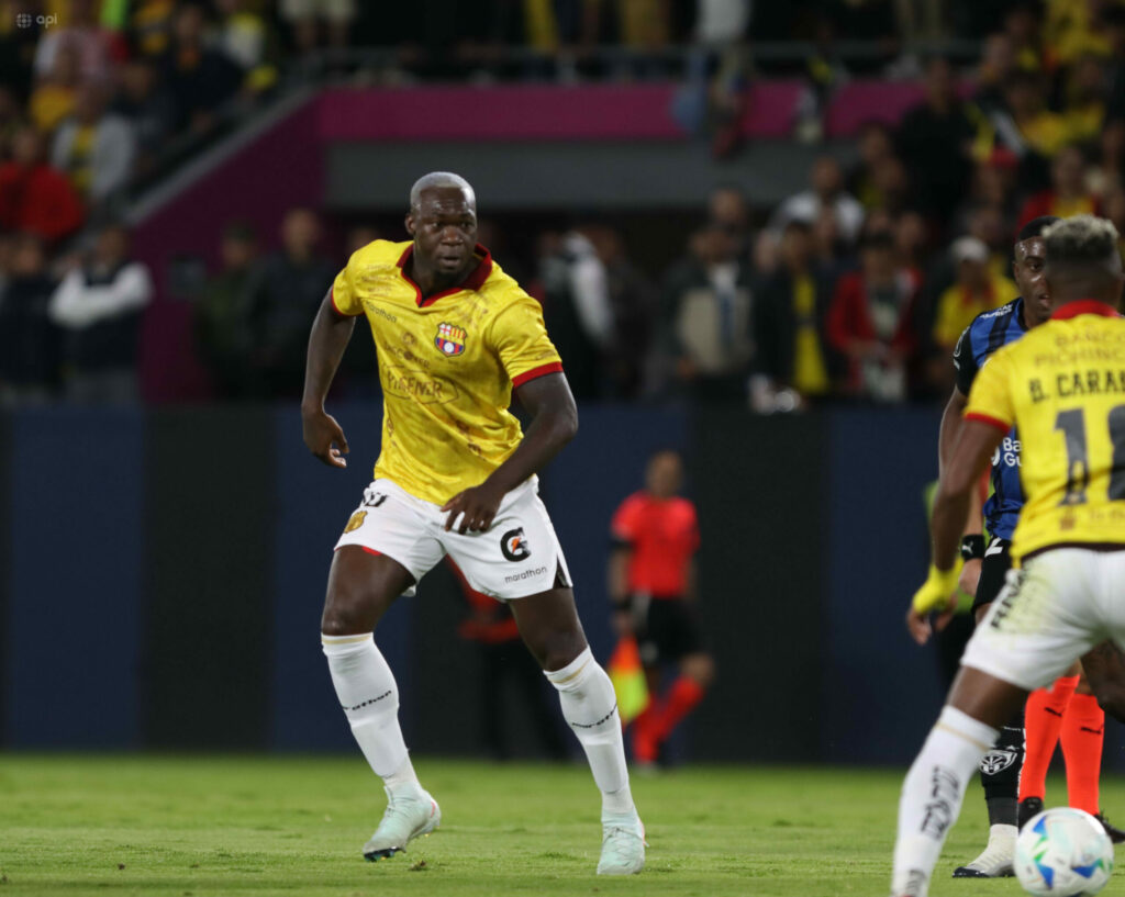Felipe Caicedo pone en duda su continuidad en Barcelona tras eliminación en la Libertadores