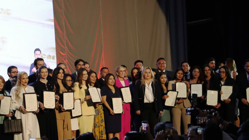 Movimiento migratorio 2024: 3.1 millones de ecuatorianos y 2.4 millones de extranjeros salieron de Ecuador por diversos motivos. (API).
