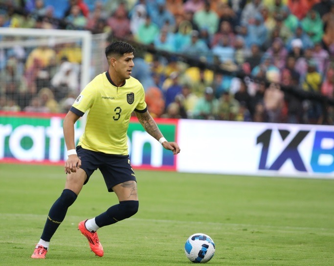 Piero Hincapié defensa ecuatoriano