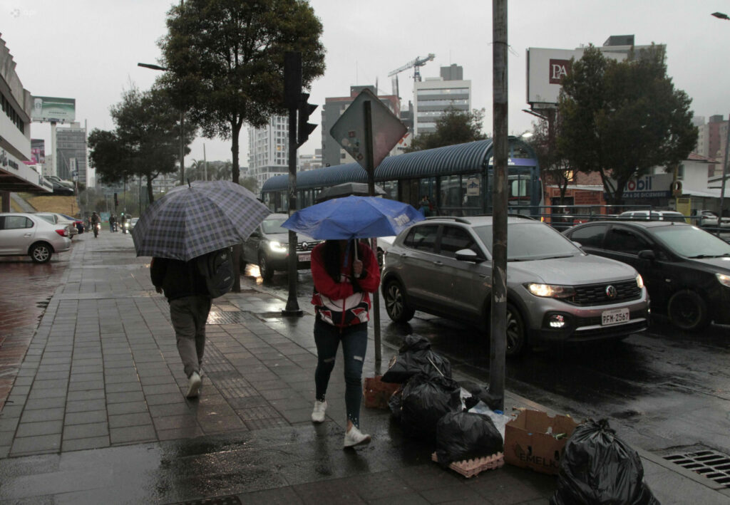 Quito espera lloviznas y clima frío este miércoles 11 de junio