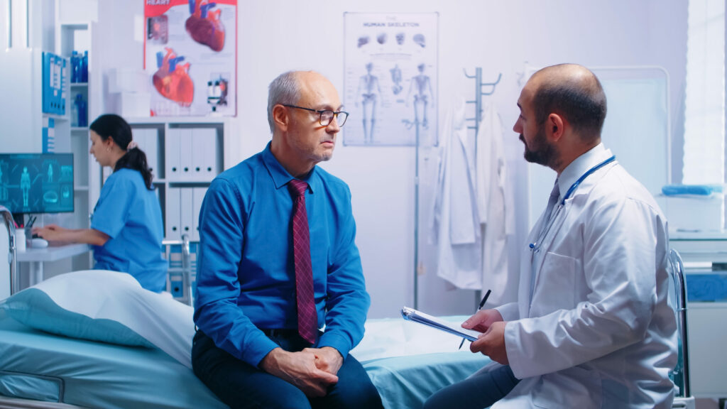 Cáncer de próstata, diabetes y colesterol, las principales amenazas a la salud de los hombres en Ecuador