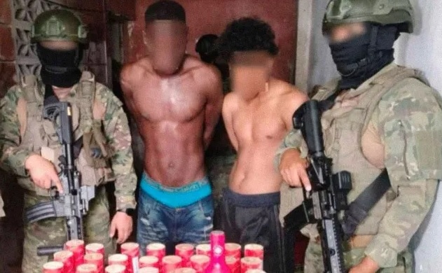La Fiscalía procesó a dos hombres hallados con explosivos en una casa de Guayaquil. El operativo lo ejecutó el Bloque de Seguridad.