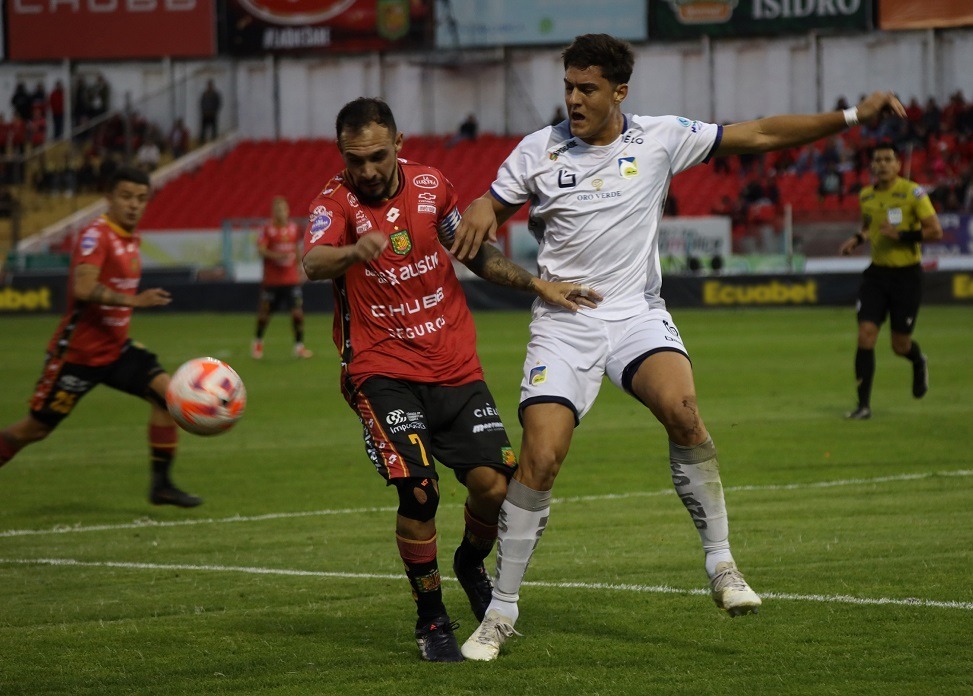 Delfín SC logró un valioso empate 1-1 ante Deportivo Cuenca en un vibrante encuentro disputado la tarde-noche de este domingo