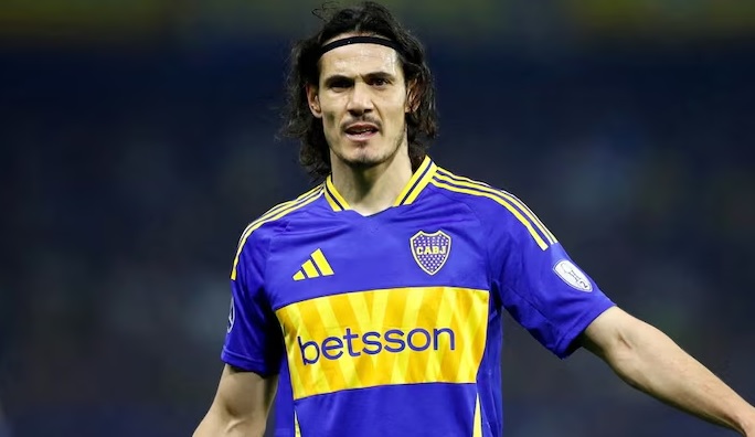 Cavani en la mira de Danubio mientras su presente en Boca genera dudas.