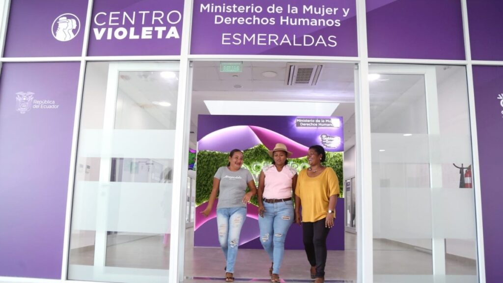 El Ministerio de la Mujer registró más de 300 mil atenciones a través de centros violeta, servicios de protección y casas de acogida. (Ministerio de la Mujer y Derechos Humanos).