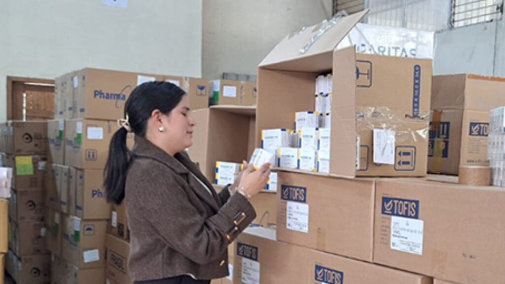 El Seguro Social Campesino destina más de 3 millones de dólares para la compra de medicamentos, también se construyen nuevas unidades. (IESS).