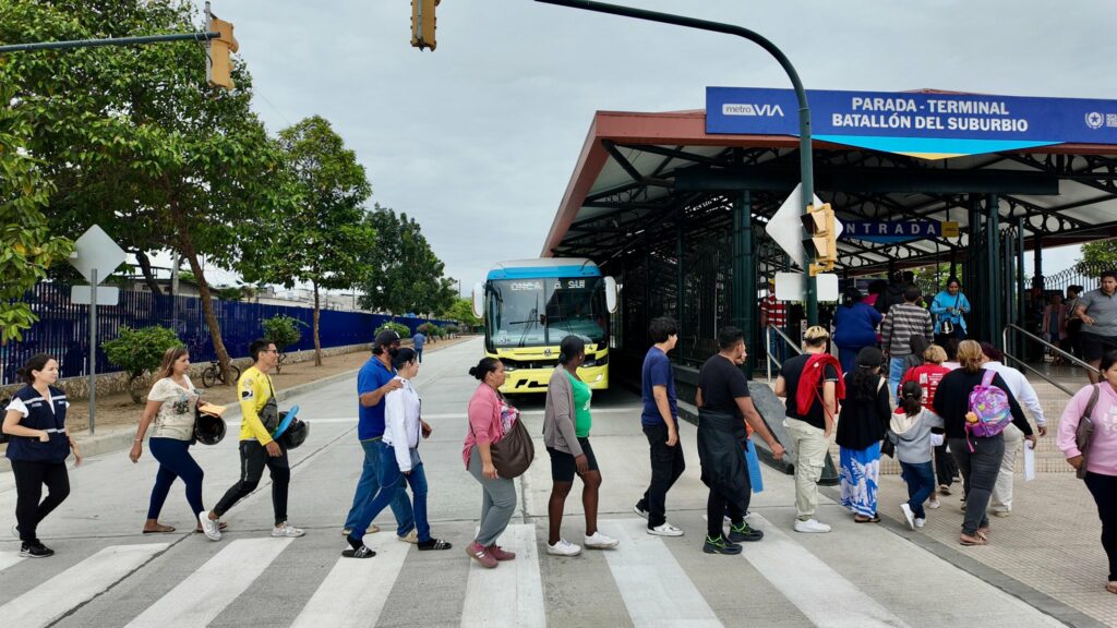 Los guayaquileños podrán viajar sin costo alguno desde las 06:00 hasta las 21:00, sin necesidad de recargar sus tarjetas La Guayaca,