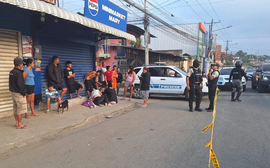 Los atentados registrados en las últimas horas en cinco cantones de Manabí dejaron dolor.