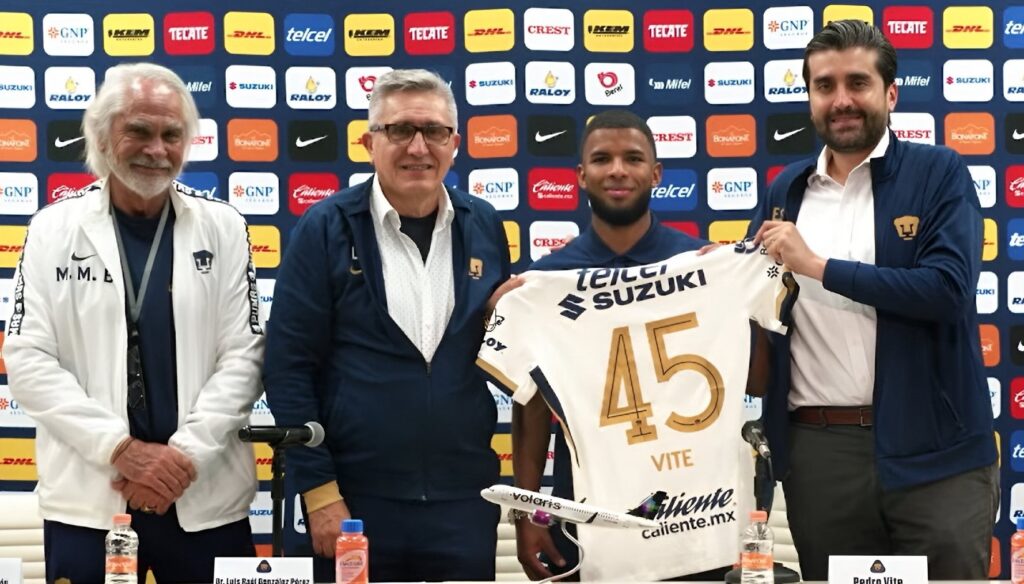 Pedro Vite firma con Pumas por cuatro años y lucirá el dorsal 45 en Liga MX