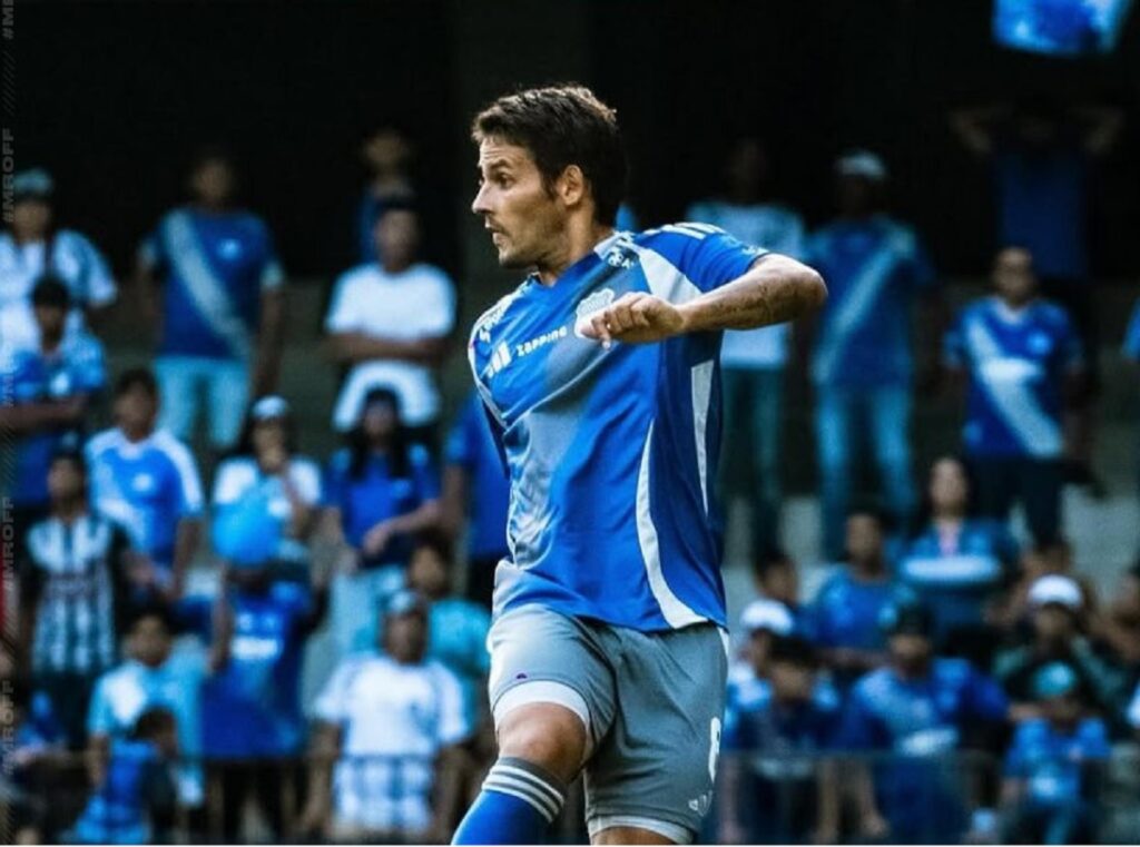 El mediocampista argentino Marcelo Meli, actual jugador de Emelec. FOTO: API.