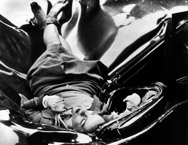 Evelyn McHale era un joven de 23 años que decidió lanzarse al vacío desde el mirador del Empire State Building, situado en el piso 83.