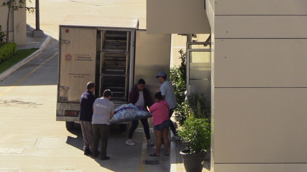 Hombre que fue baleado en la 20 de Mayo murió en el hospital. (archivo)