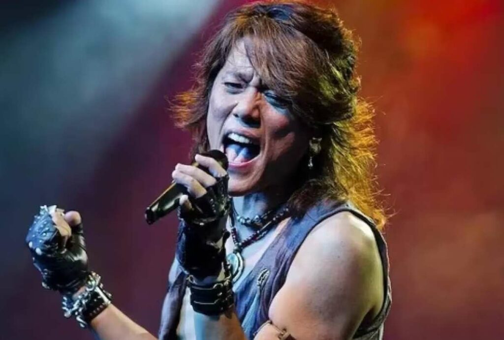 El cantante Nobuo Yamada, autor de Pegasus Fantasy, Saint Seiya, Caballeros del Zodiaco.