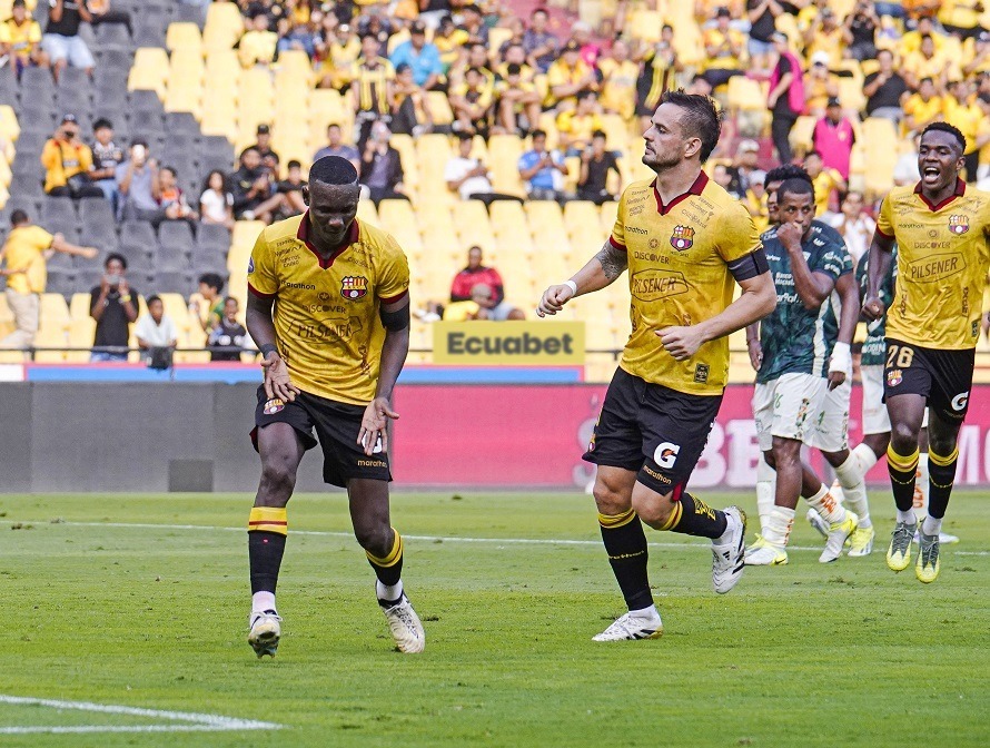 Barcelona SC derrotó 2-0 a Orense en el estadio Monumental Banco Pichincha, en un partido correspondiente a la fecha 23 de la Liga Ecuabet.