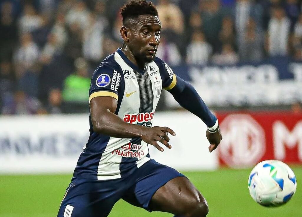 Eryc Castillo, duda para el duelo de Alianza Lima