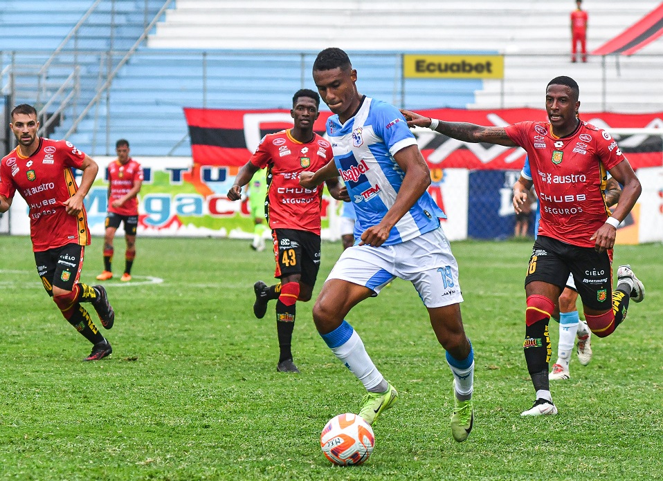 Manta FC perdió 1-0 ante Deportivo Cuenca este sábado 23 de agosto de 2025 en el estadio Jocay.