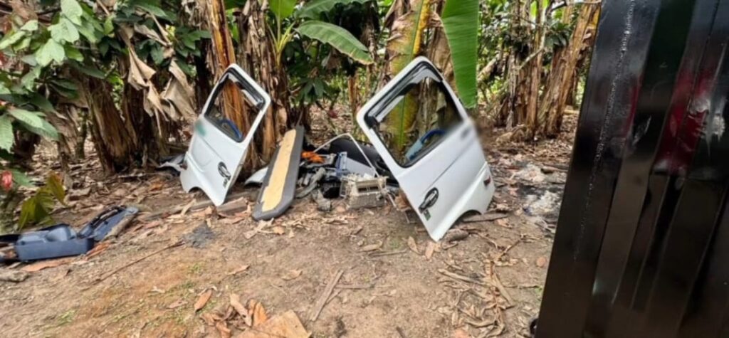 Partes de vehículos robados fueron halladas en el predio donde estaba el camión sustraído.