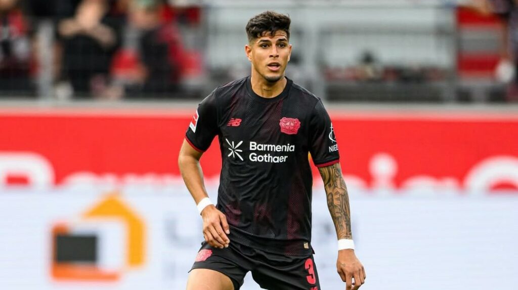 Piero Hincapié sale lesionado en la victoria de Bayer Leverkusen en la Copa de Alemania