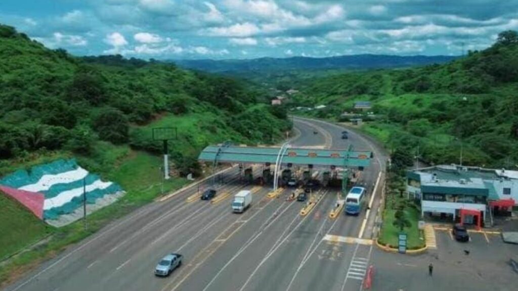 Queda suspendido el cobro de peaje en la estación Cerro Guayabal, en la vía Portoviejo-Montecristi (Manabí)