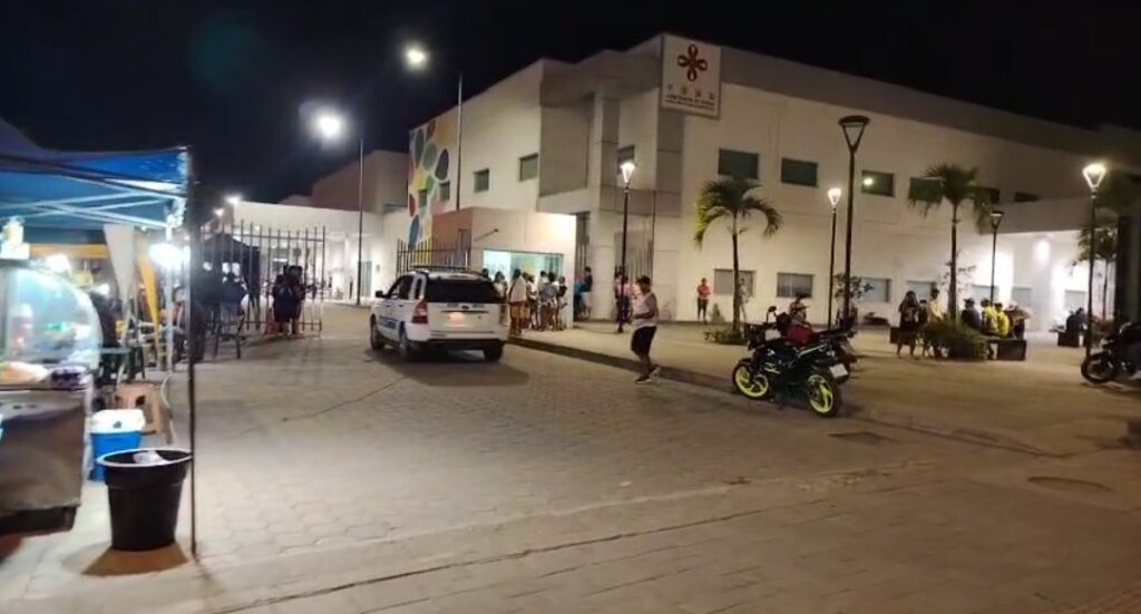 Una de las víctimas falleció en el hospital Napoleón Dávila de Chone.