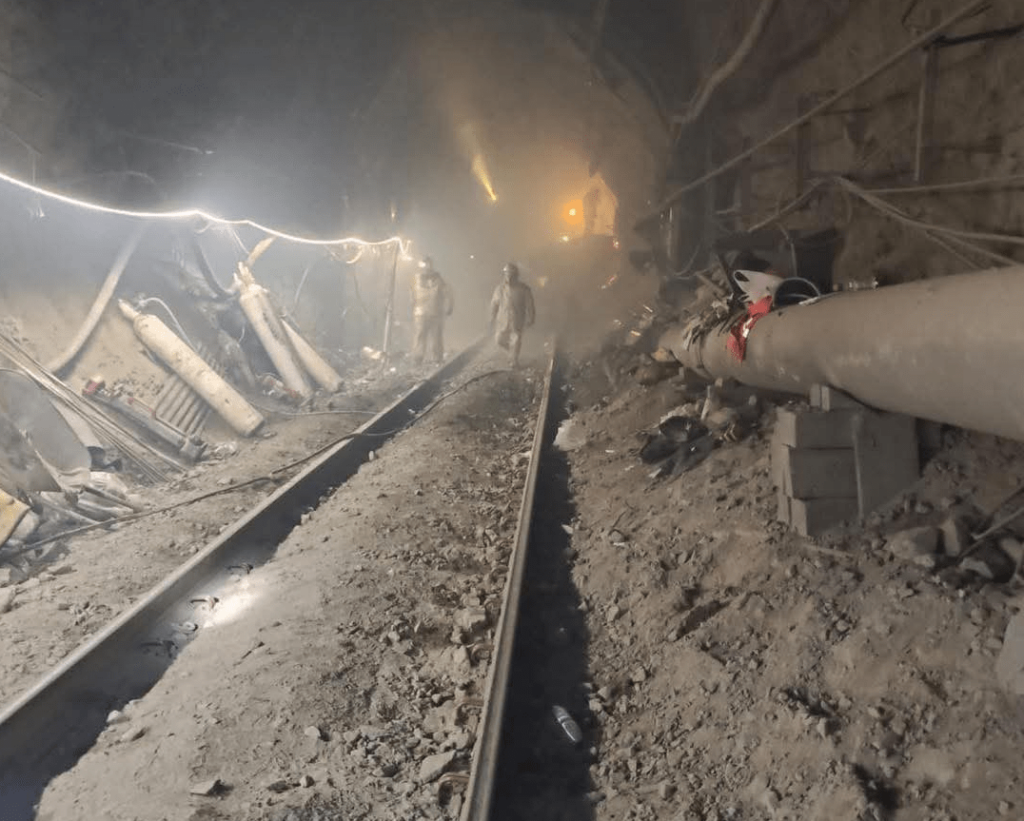 Sismo en Chile provoca colapso en mina de cobre El Teniente: hay trabajadores atrapados