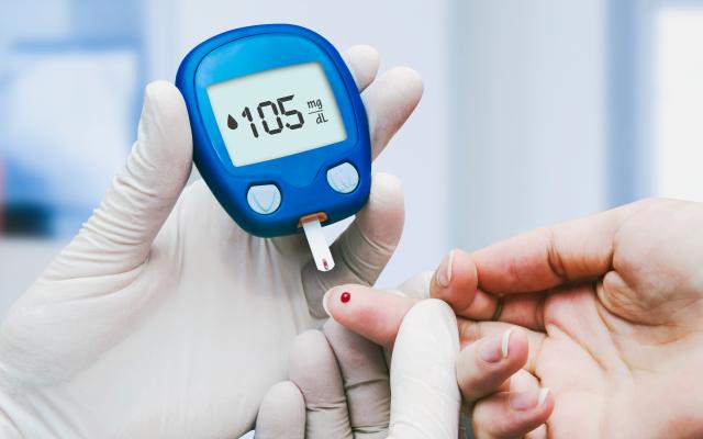 Control glicémico en diabéticos: conozca las cifras seguras y cuándo buscar atención médica