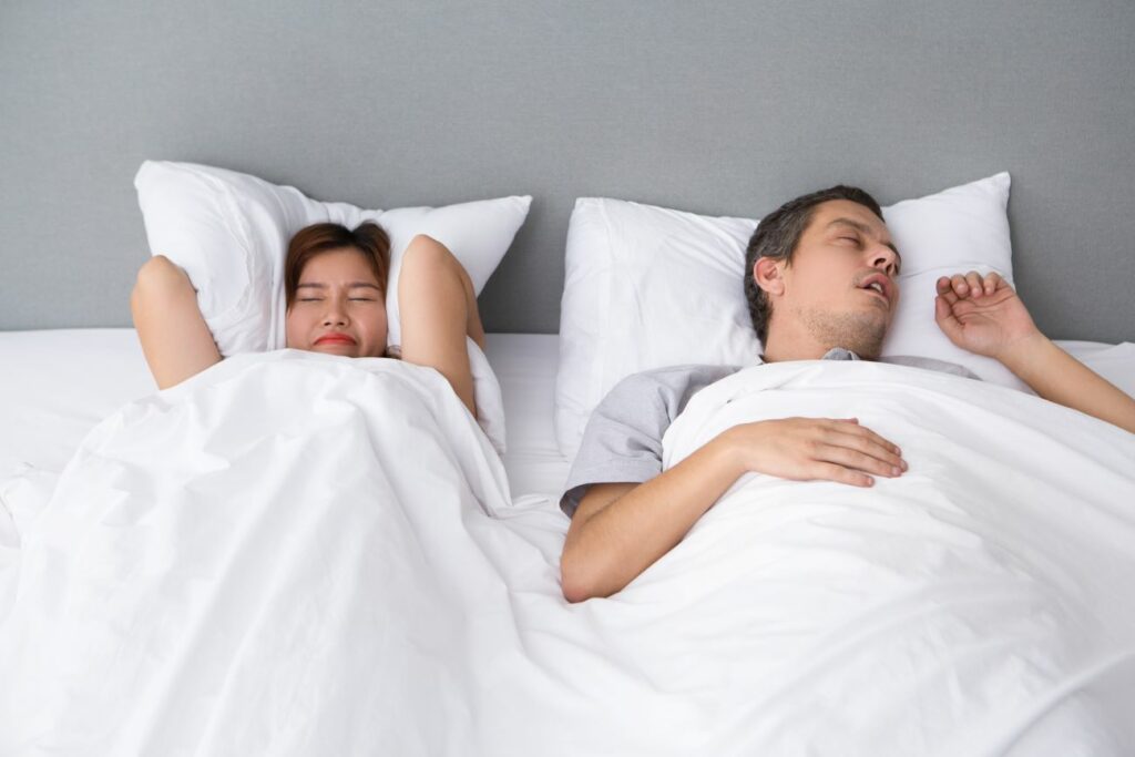 Apnea social: cómo los fines de semana pueden afectar tu sueño y tu salud