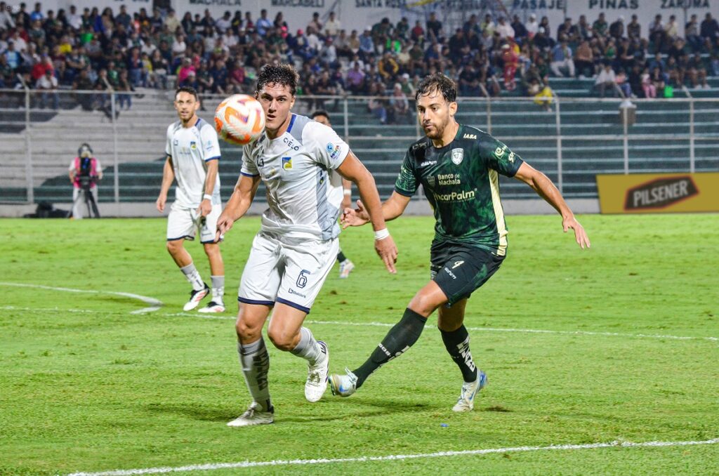 Orense derrota a Delfín y mantiene vivas sus aspiraciones en la LigaPro 2025