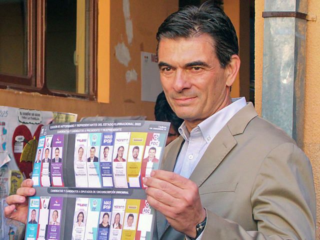 Candidato opositor Rodrigo Paz se enfrentará a Jorge Quiroga en segunda vuelta electoral