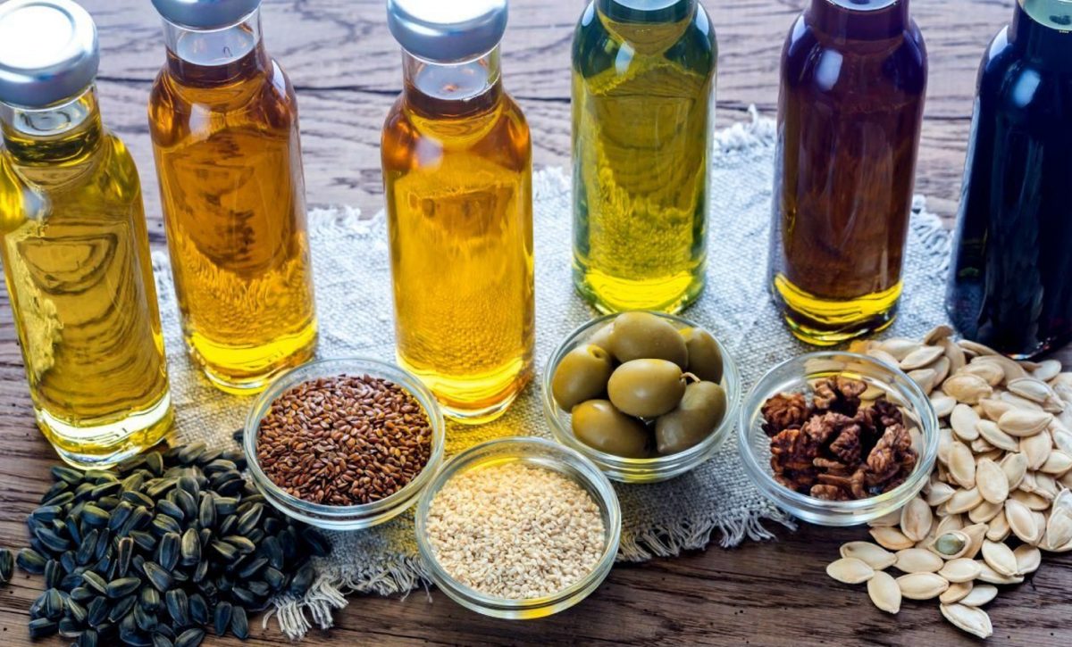 Por esta razón deberías reconsiderar el uso de aceites de semillas en tu cocina
