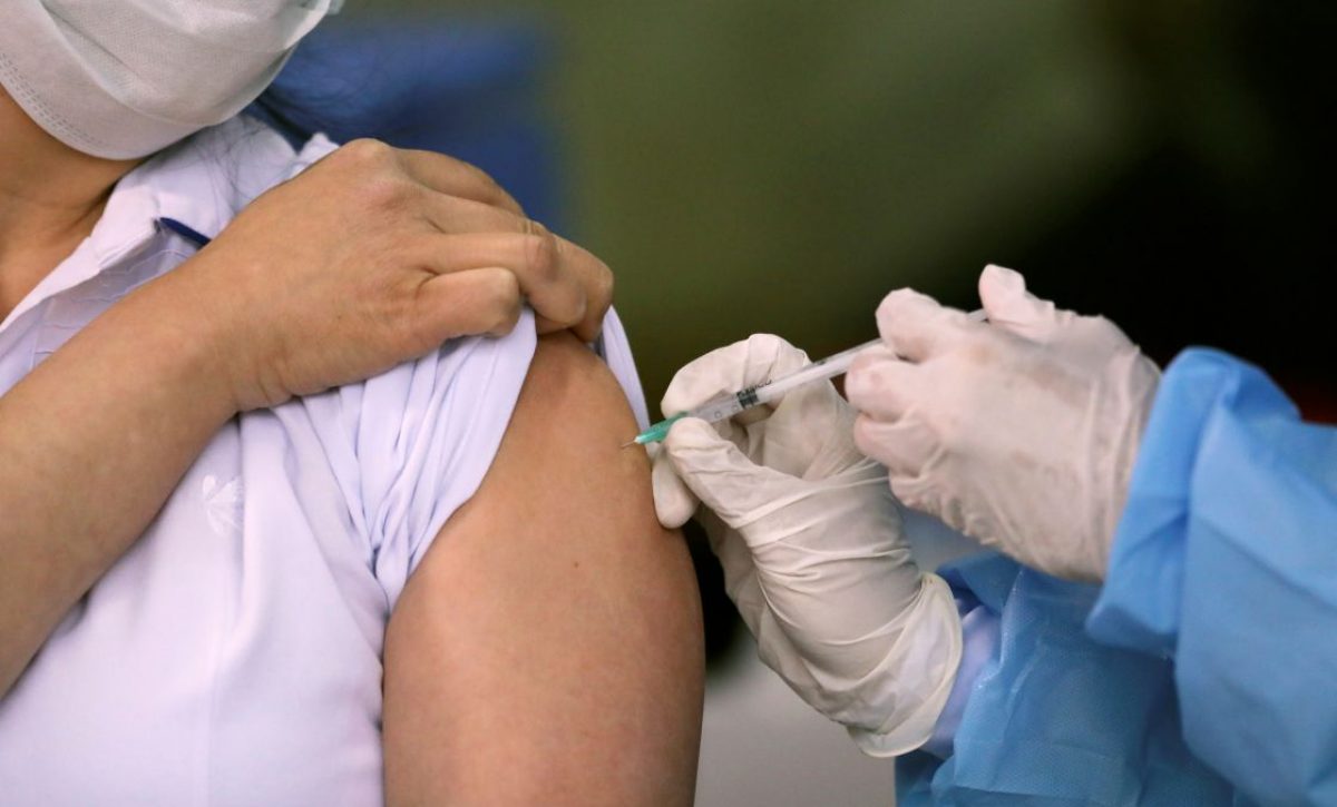 2021-02-18t131122z_648322019_rc21vl9eowd2_rtrmadp_3_health-coronavirus-colombia-vaccine_2118499843
