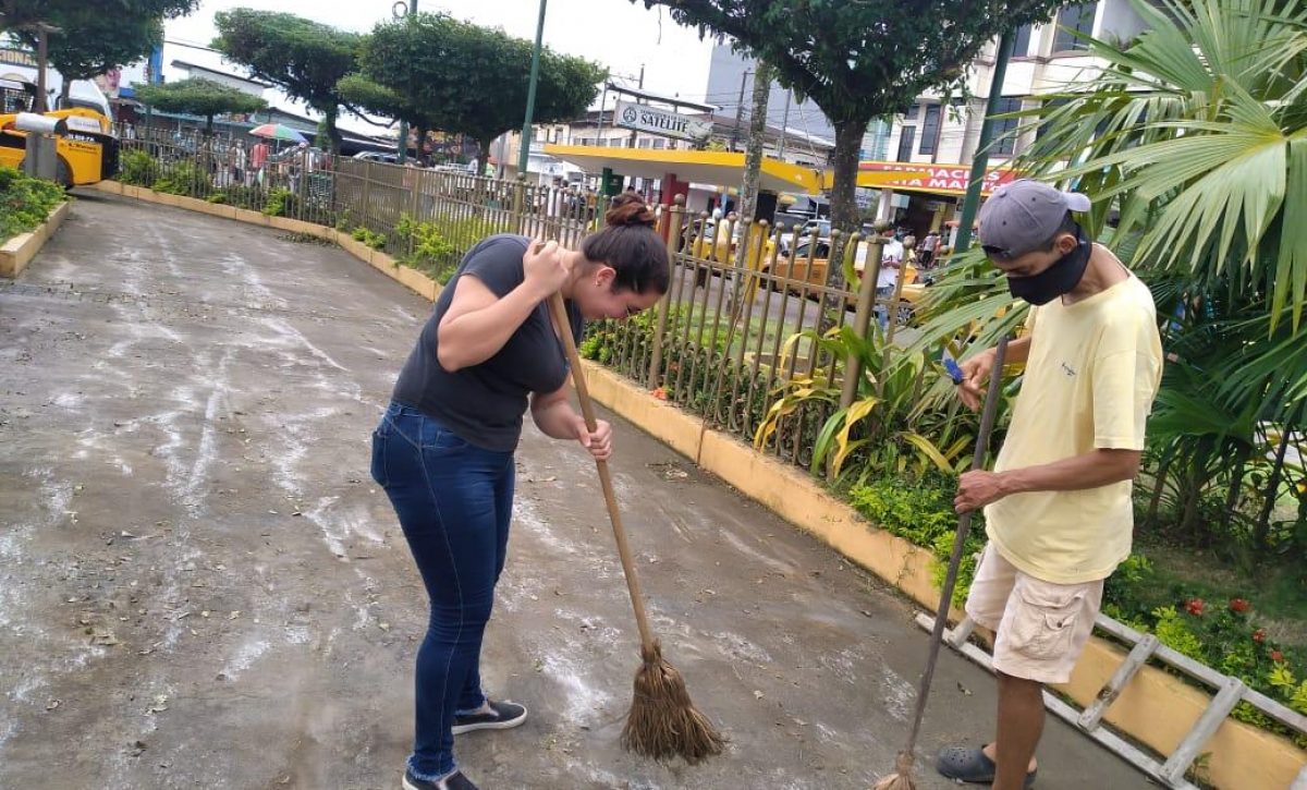20210322075618_ciudadanos-tuvieron-que-limpiar-el