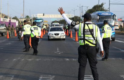 Servicios de transporte bajo aplicaciones sigue sin ley clara: 40 mil conductores operan sin reformas ni control