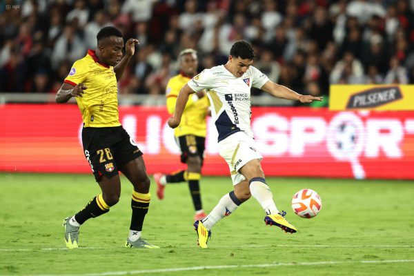 Liga de Quito venció 3-1 a Barcelona, el 18 de junio en el estadio Rodrigo Paz Delgado. FOTO: Agencia API.