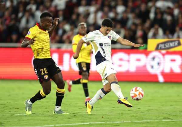 Liga de Quito venció 3-1 a Barcelona, el 18 de junio en el estadio Rodrigo Paz Delgado. FOTO: Agencia API.