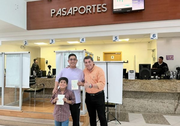 3.525 ecuatorianos obtuvieron su pasaporte en la jornada extraordinaria del Registro Civil