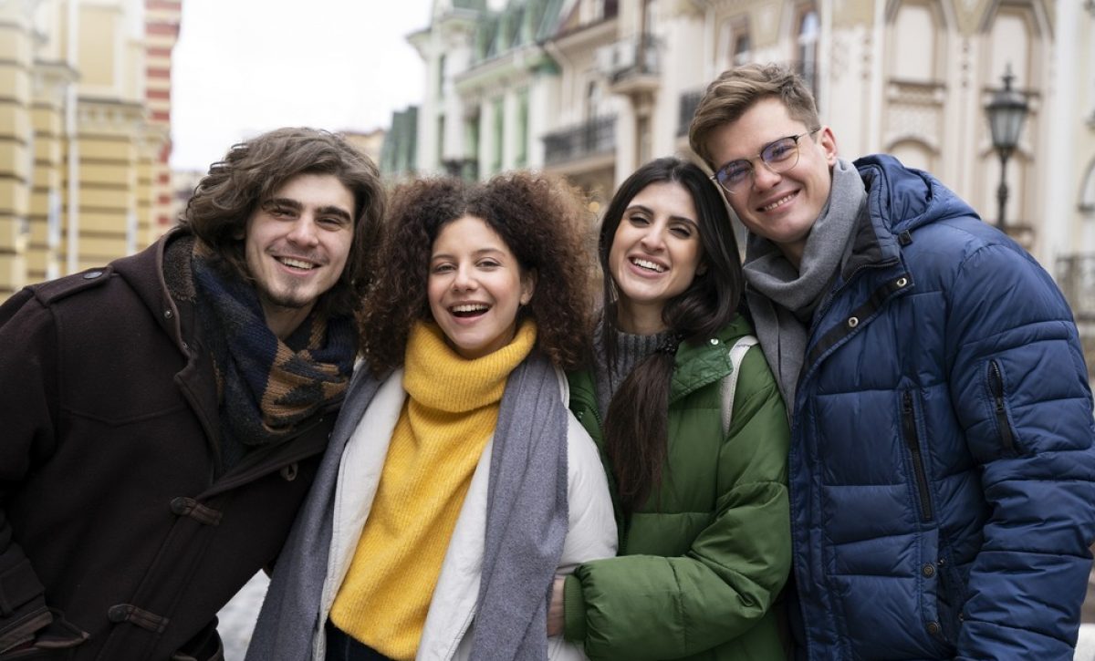 300 vacantes para jóvenes ecuatorianos en el Programa de Vacaciones por Trabajo en Francia: ¿cómo conseguir un cupo?