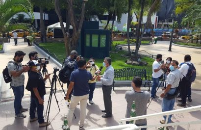 5a-foto-2-reporteros