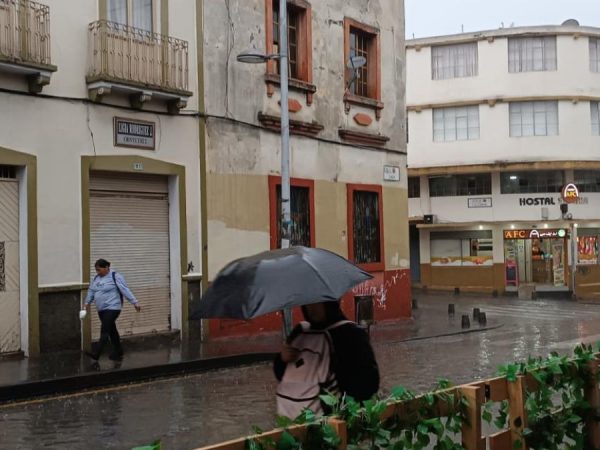 Cuenca se prepara para un jueves con clima frío y lluvias intermitentes