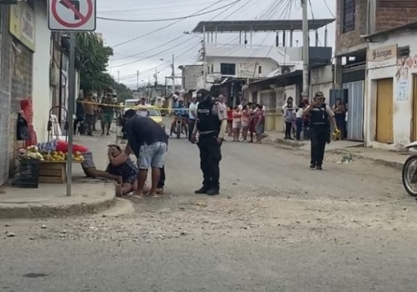 A un hombre conocido como “Orejón” lo asesinaron la mañana de este martes 3 de junio en la parroquia Leonidas Proaño, Montecristi.