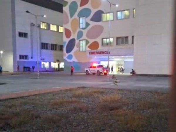 A un hombre no identificado lo balearon dentro de su vivienda en la ciudadela El Florón 5, en Portoviejo, capital de la provincia de Manabí.