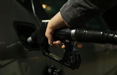 Abastecimiento de gasolina Extra en Ecuador permanece estable, asegura Petroecuador